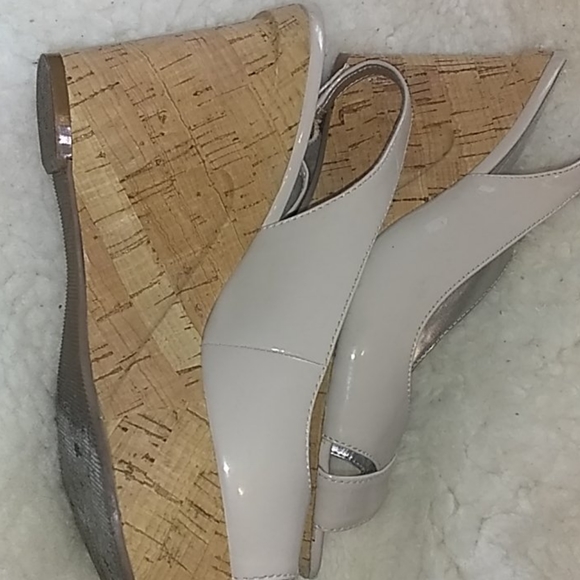 Marc Fisher Peep Toe Sling Back Sandal - Picture 2 of 5